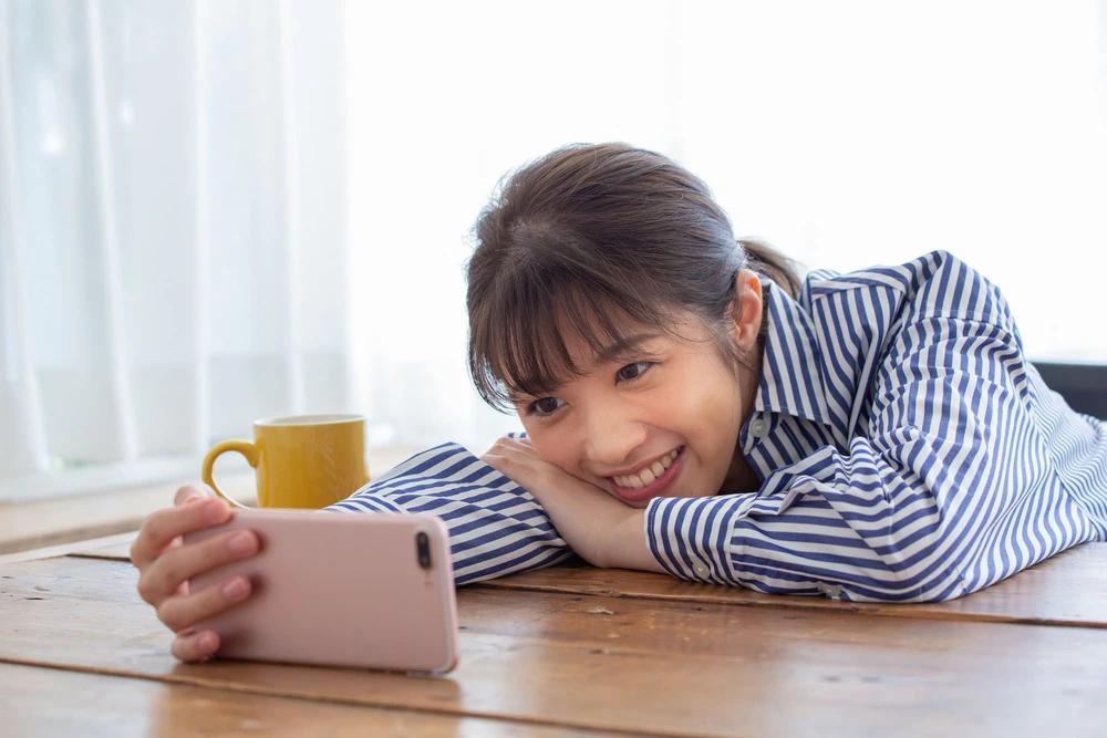 povo2.0はスマホ動画視聴の強い味方！お得にサクサク動画を楽しむサービス紹介